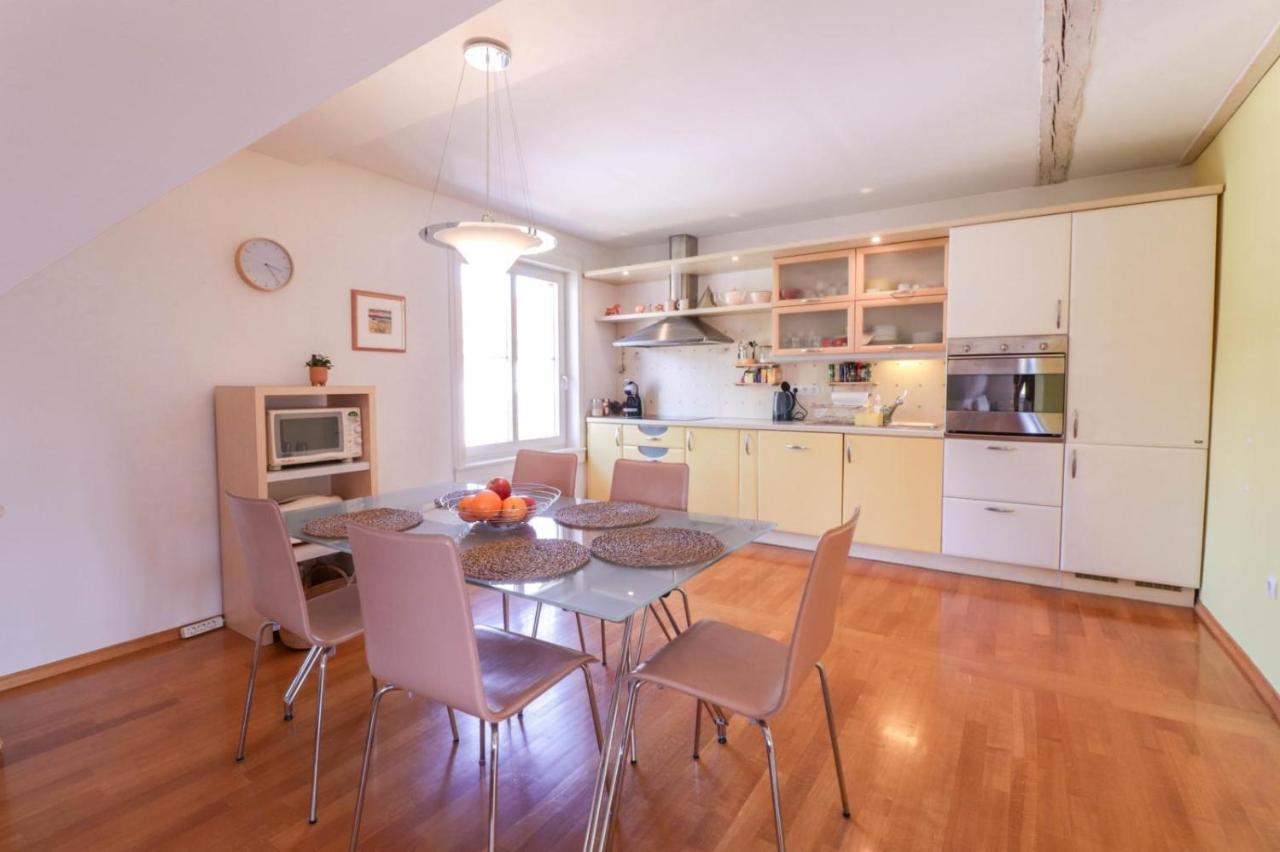 Apartment In The Heart Of Bled With Views Eksteriør bilde