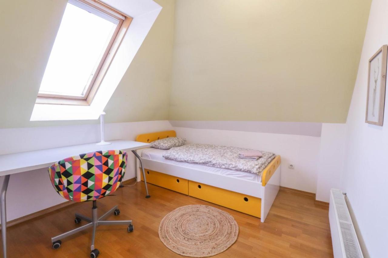 Apartment In The Heart Of Bled With Views Eksteriør bilde