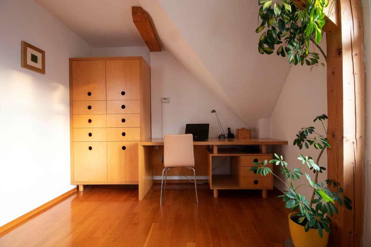 Apartment In The Heart Of Bled With Views Eksteriør bilde